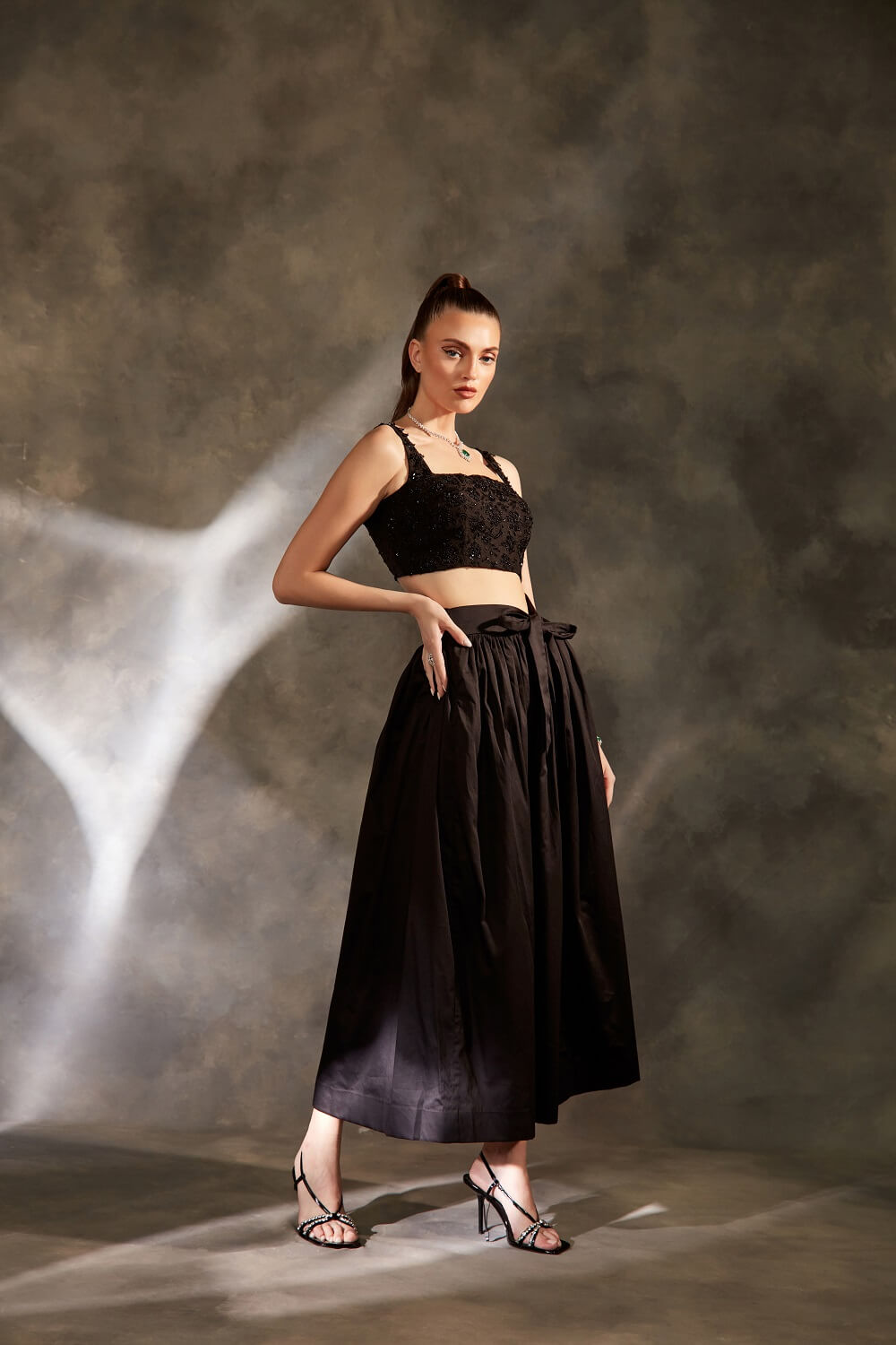 SEQUINNED CROP TOP & FRONT BOW SKIRT – SM39