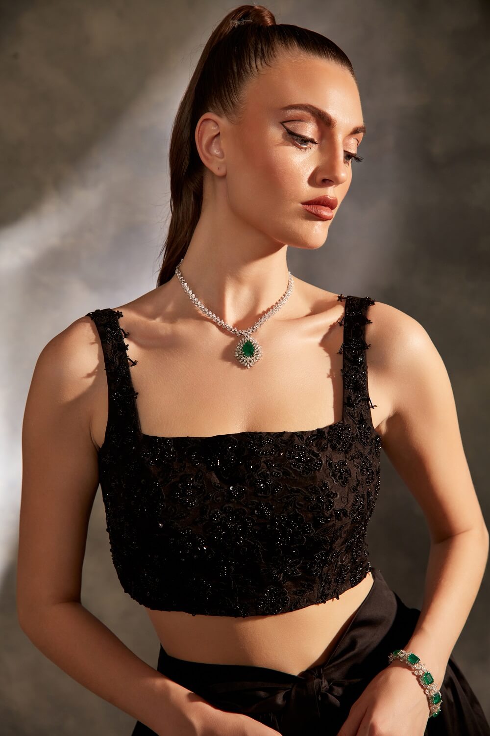 SEQUINNED CROP TOP & FRONT BOW SKIRT – SM39
