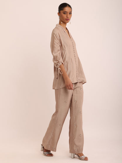 DP IVORYJACKET & FLOWER EMB PANTS