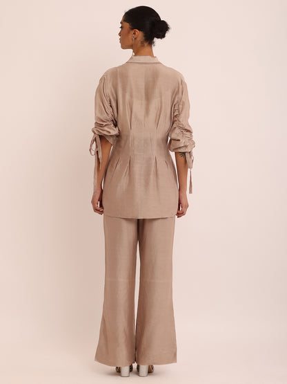 DP IVORYJACKET & FLOWER EMB PANTS