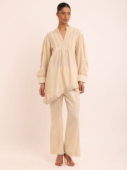 SCALLOP HEM TOP & PEARL PANTS
