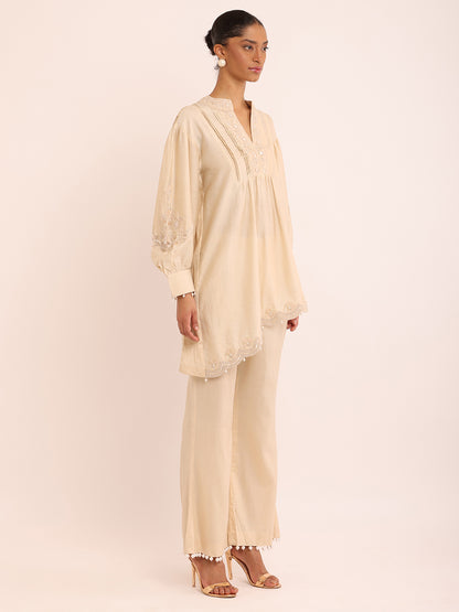 SCALLOP HEM TOP & PEARL PANTS