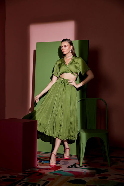PLEATED SKIRT & WRAP OVER TOP – SM26