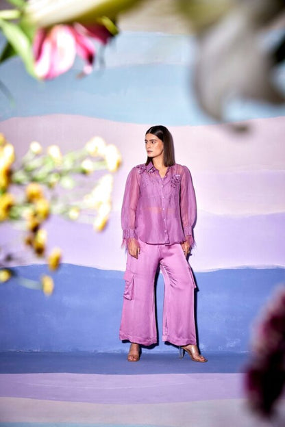 CUFF FEATHER SHIRT & CARGO PANTS – AW18