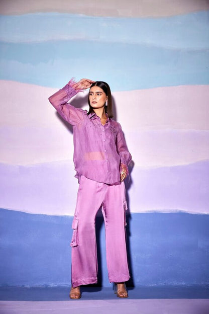 CUFF FEATHER SHIRT & CARGO PANTS – AW18